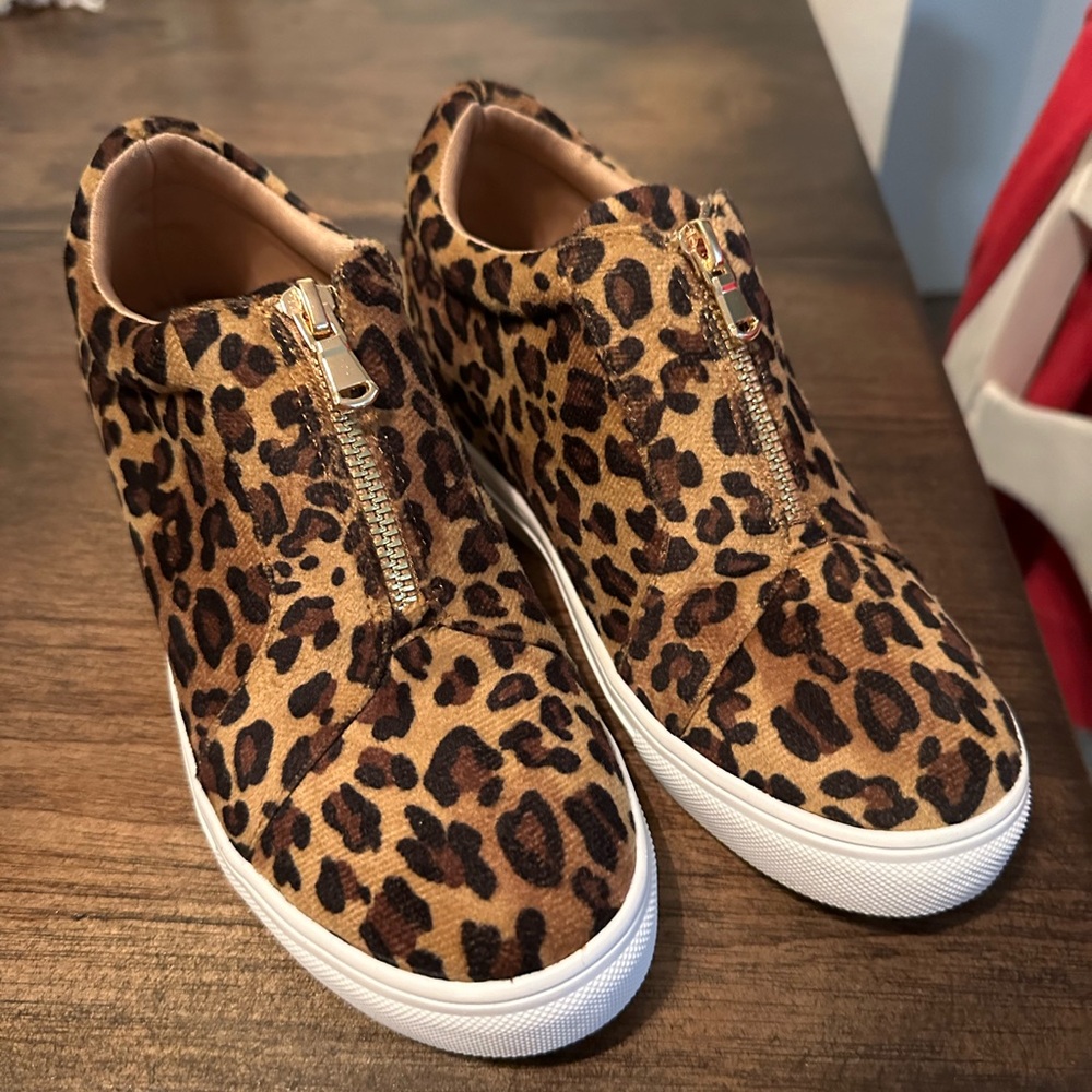 Leopard print wedge sneakers size 7